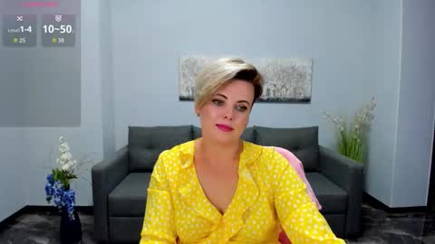 Julia online show from 10-03-25, 11:51