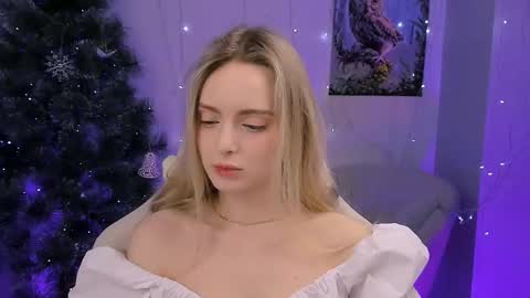 Snapshot of juliabrewwer chatting on 02-09-26, 01:48 Julia online show from 02-09-26, 01:48