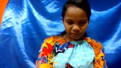 juliah02 online show from 06-22-26, 06:10
