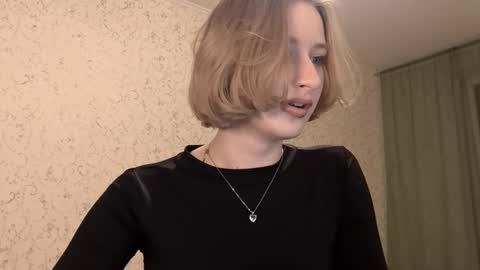 Snapshot of juliahupman chatting on 03-05-26, 05:31 Kate online show from 03-05-26, 05:31