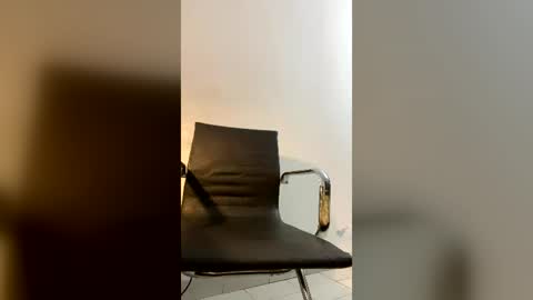 juliamartharlopezma19972023 online show from 06-26-26, 06:23