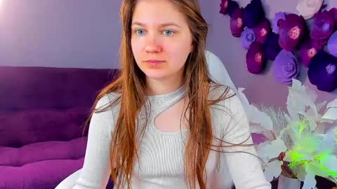 Snapshot of juliamurr18 chatting on 03-30-26, 12:44 Julia online show from 03-30-26, 12:44