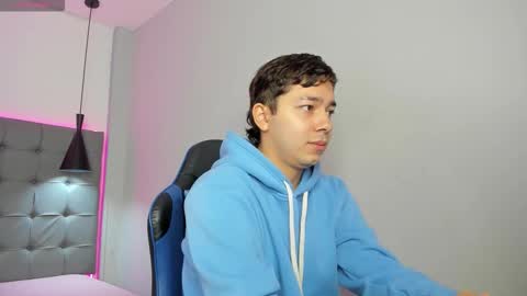 julian_smith21 online show from 03-13-26, 01:07