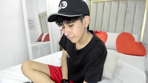 Snapshot of julian_xp chatting on 02-09-26, 08:02 Julian online show from 02-09-26, 08:02