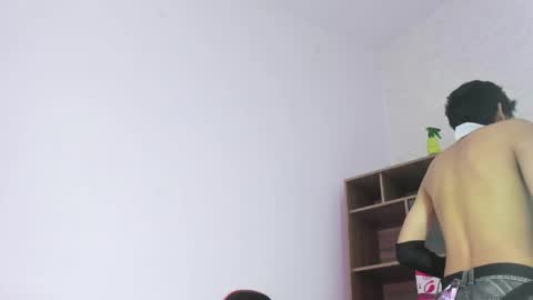 Julian online show from 06-06-26, 08:46