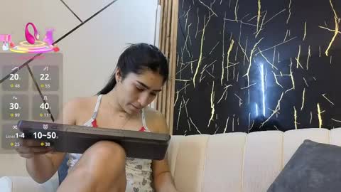 JULIANA AND CHRIS online show from 04-21-26, 03:24