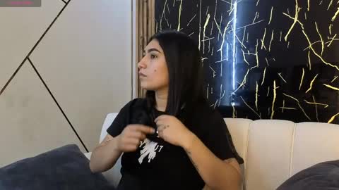 juliana23_pm online show from 04-16-26, 04:41