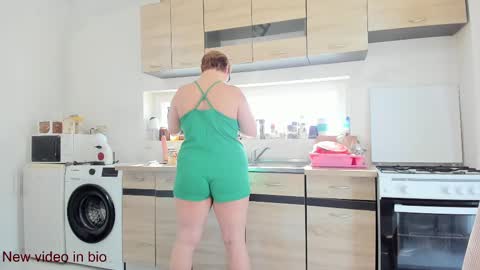 juliana35 online show from 02-19-25, 11:06