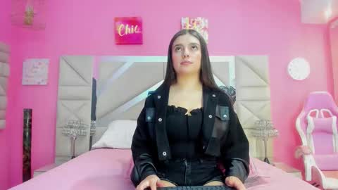 juliana_diamond_ online show from 12-03-25, 05:26