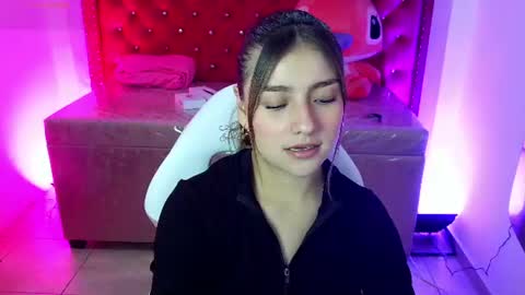 juliana_diamond_ online show from 07-02-26, 03:06
