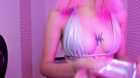 juliana online show from 10-13-25, 12:38