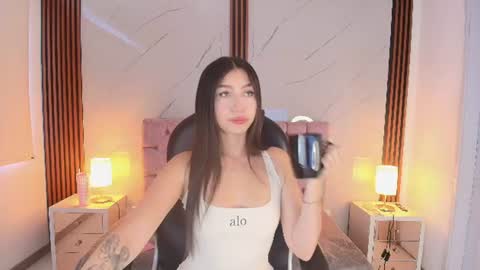  JULIANA CASTRO online show from 07-24-26, 12:14