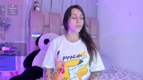 Snapshot of julianacarter chatting on 12-13-25, 08:58 JulianaCarter online show from 12-13-25, 08:58