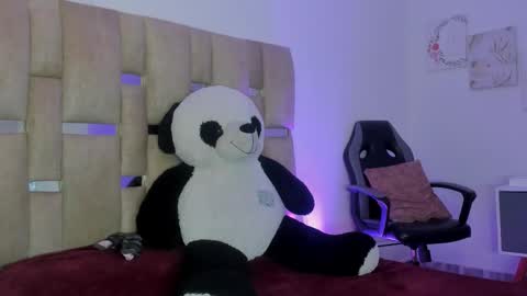 Snapshot of julianacarter chatting on 01-16-26, 08:46 JulianaCarter online show from 01-16-26, 08:46