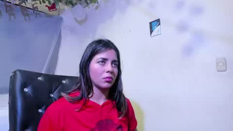 Snapshot of julianasalazar chatting on 06-29-26, 11:38 camila online show from 06-29-26, 11:38