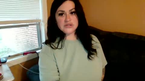 Snapshot of julianaxxxrose chatting on 01-27-25, 05:48 Texas Mamasita online show from 01-27-25, 05:48