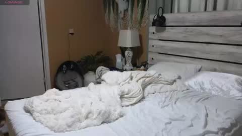 Snapshot of julianaxxxrose chatting on 07-08-26, 04:00 Texas Mamasita online show from 07-08-26, 04:00