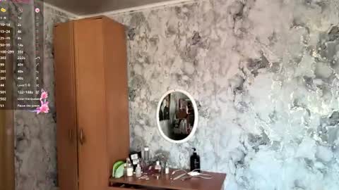 Viola online show from 06-15-26, 12:13