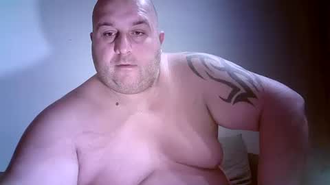 Juliano online show from 10-22-25, 01:28