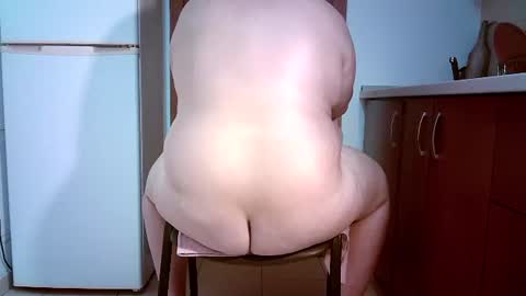 Juliano online show from 05-17-26, 01:36