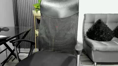 Julian online show from 03-03-25, 02:15