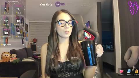 Snapshot of julidavila chatting on 10-29-25, 11:06 Jeimy Help me to reach 100 thumbs up online show from 10-29-25, 11:06