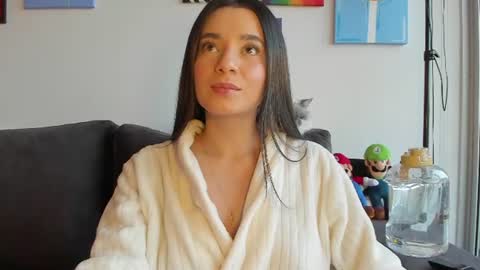 Snapshot of julidavila chatting on 08-02-26, 11:03 Jeimy Help me to reach 100 thumbs up online show from 08-02-26, 11:03