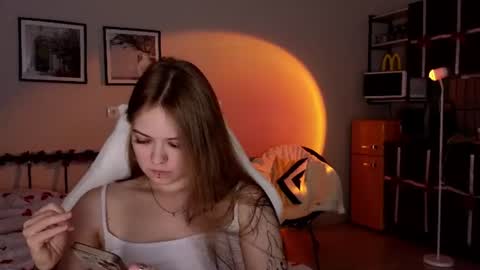julidropp online show from 06-12-26, 06:18