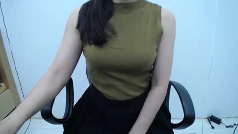 julie9x online show from 04-27-26, 08:29