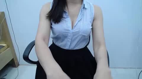 julie9x online show from 05-22-26, 10:04