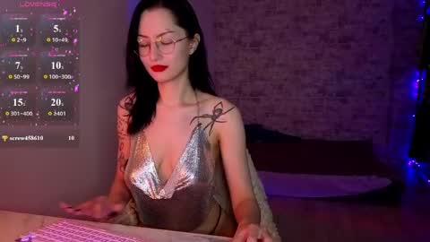 see u next time  1700 UTC 0 3 online show from 05-10-26, 07:19