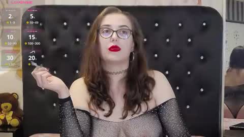 Snapshot of julieannx chatting on 07-25-26, 01:30 Julia online show from 07-25-26, 01:30