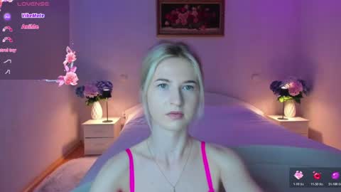 Snapshot of julieblazex chatting on 06-29-26, 09:04 julieblazex online show from 06-29-26, 09:04