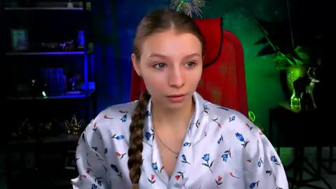 juliedaniel online show from 04-30-26, 04:19