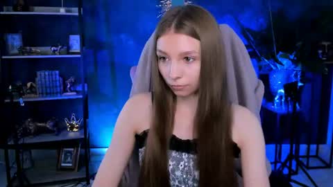 juliedaniel online show from 06-18-26, 04:02