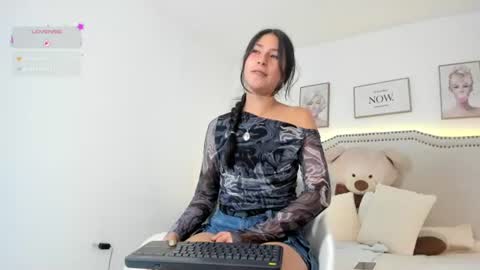 juliee_ross online show from 07-06-26, 03:03