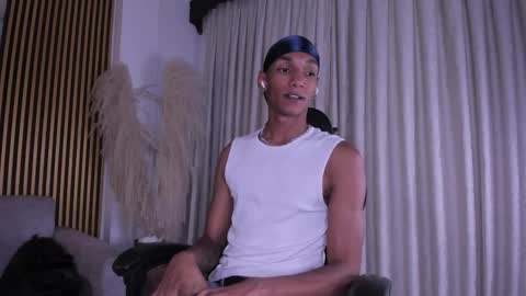 Julien online show from 04-15-26, 12:01