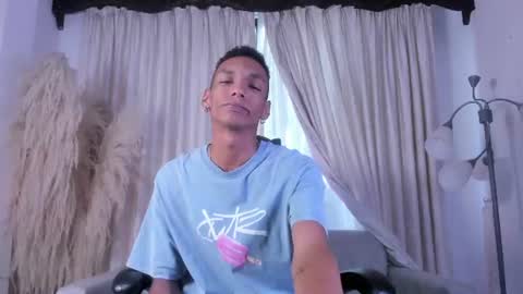 Julien online show from 07-02-26, 12:11