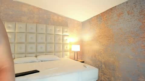 Juliet online show from 02-12-26, 03:23