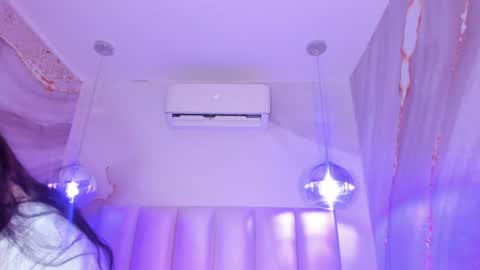 Juliet online show from 06-25-26, 03:39