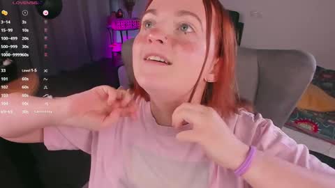 Snapshot of juliet_schoolgirl chatting on 12-24-24, 10:49 Juliet online show from 12-24-24, 10:49