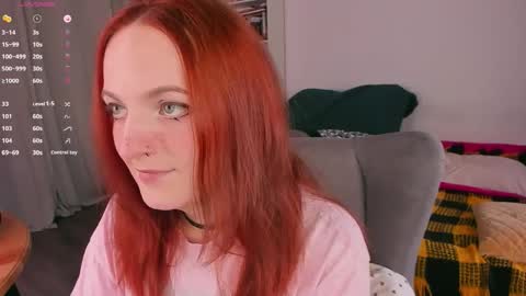 Snapshot of juliet_schoolgirl chatting on 12-13-25, 10:15 Juliet online show from 12-13-25, 10:15