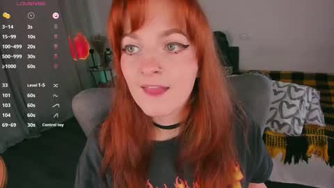 Snapshot of juliet_schoolgirl chatting on 02-18-26, 10:50 Juliet online show from 02-18-26, 10:50