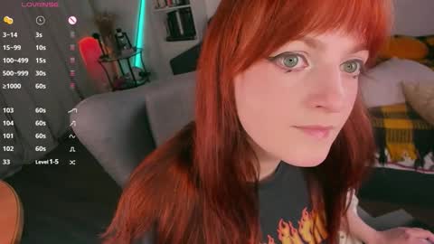 Snapshot of juliet_schoolgirl chatting on 03-11-26, 10:38 Juliet online show from 03-11-26, 10:38