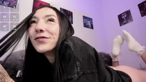 juliet_sourire online show from 03-11-25, 05:02