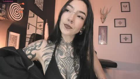 juliet_sourire online show from 05-15-26, 01:51