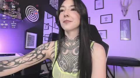 juliet_sourire online show from 07-17-26, 08:14
