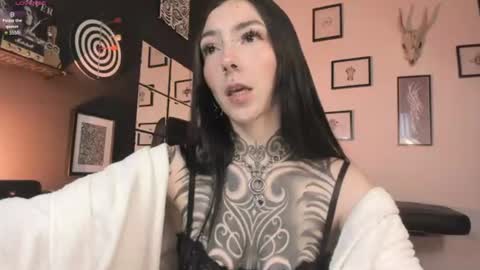 juliet_sourire online show from 07-23-26, 01:53
