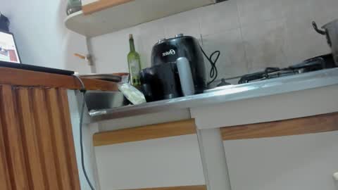 Snapshot of julieta__cooper chatting on 11-10-25, 09:25 Juli online show from 11-10-25, 09:25