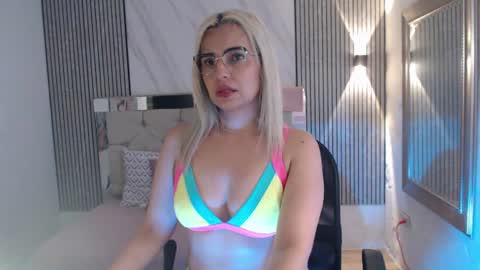 julieta__fox_ online show from 07-23-26, 03:15